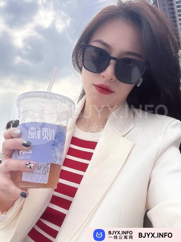 一线体验「上海•长宁」一线NE95WI号